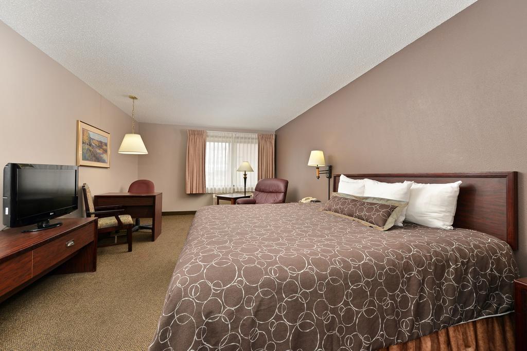 Kelly Inn 13Th Avenue Fargo Dış mekan fotoğraf