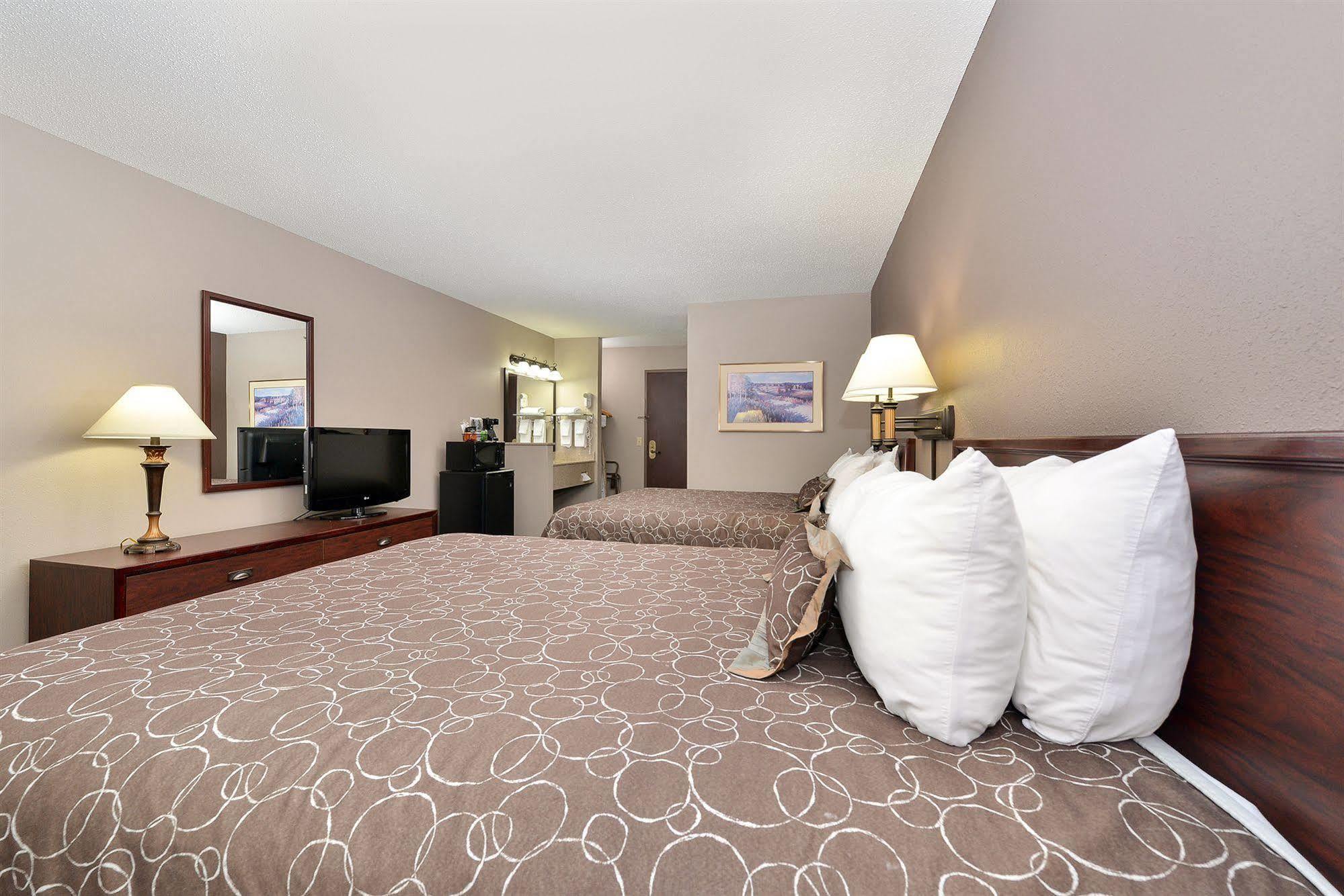 Kelly Inn 13Th Avenue Fargo Dış mekan fotoğraf