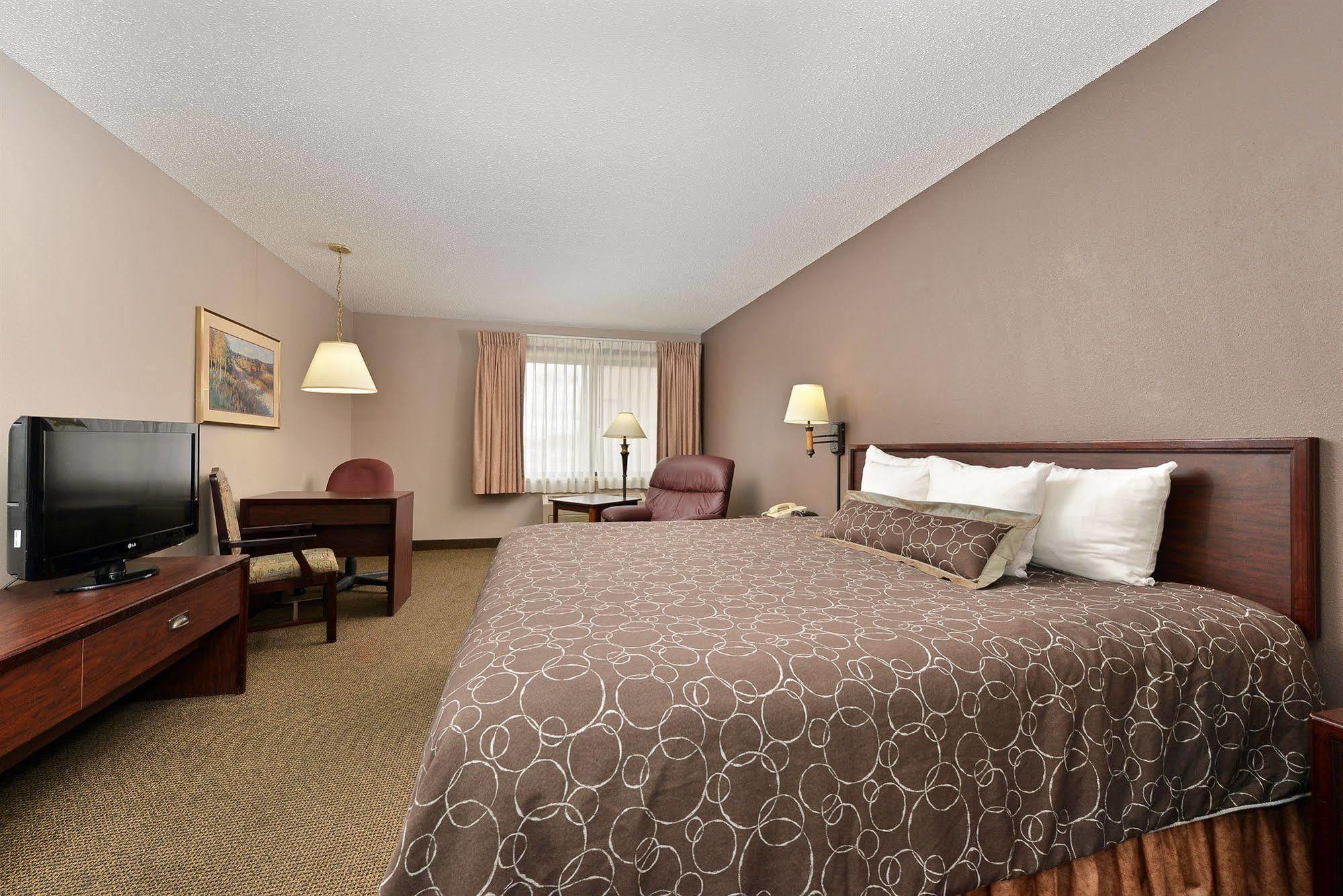 Kelly Inn 13Th Avenue Fargo Dış mekan fotoğraf